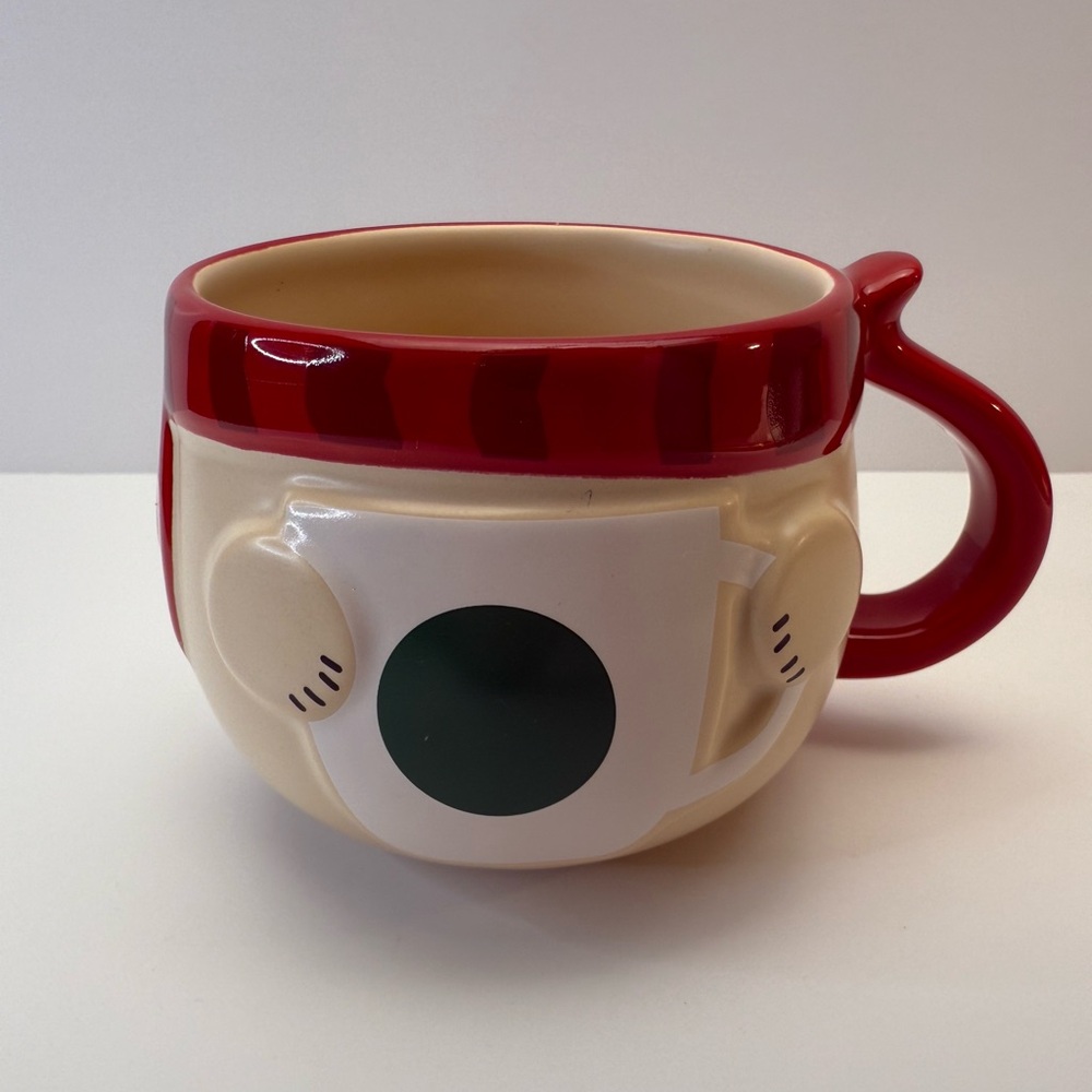 ☕ Starbucks Rare Holiday Mug – Santa Suit, Bear paws. Collectible.